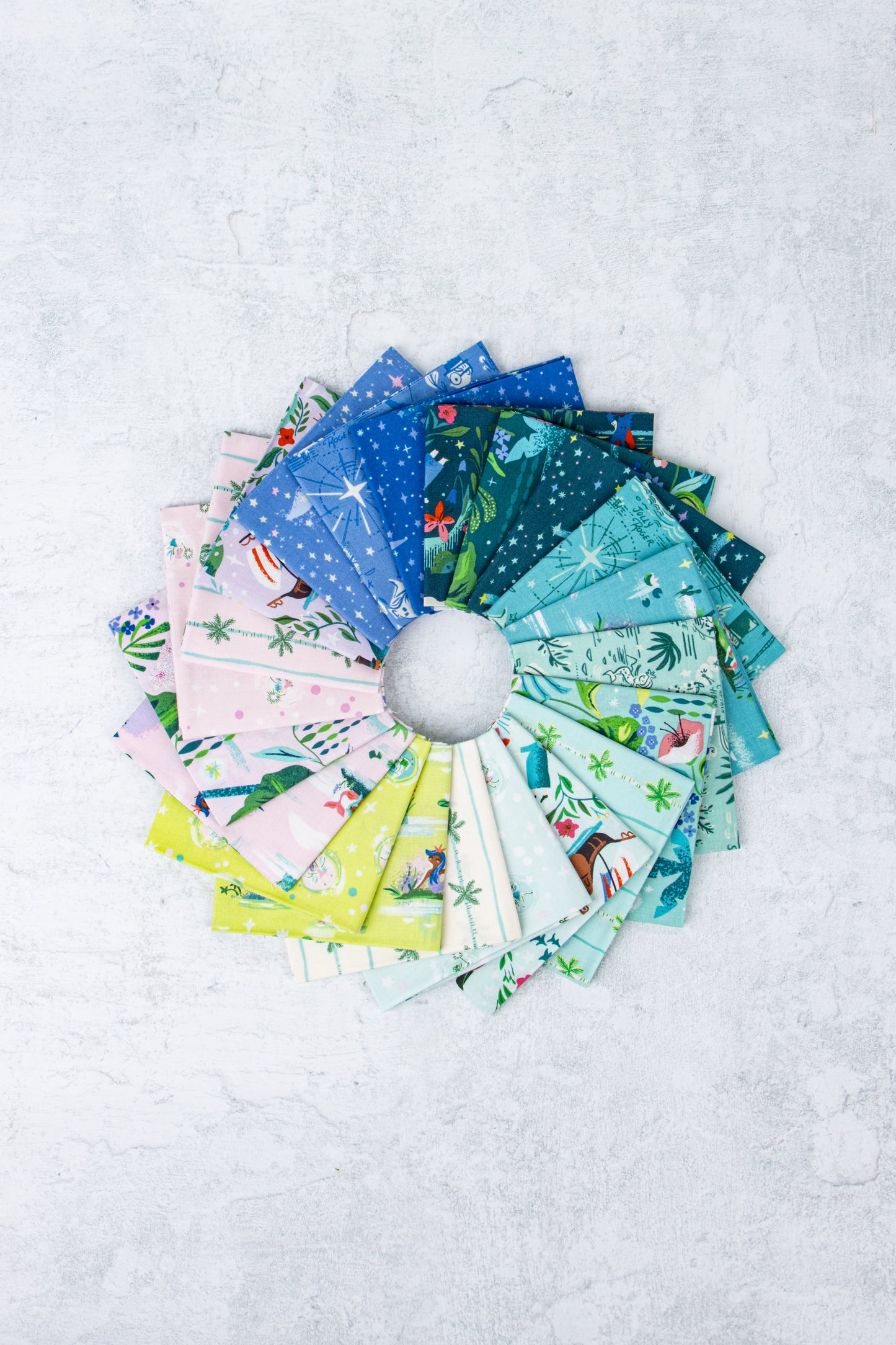 Forever Neverland Peter Pan Fat Quarter Bundle 21 pcs - Jill Howarth