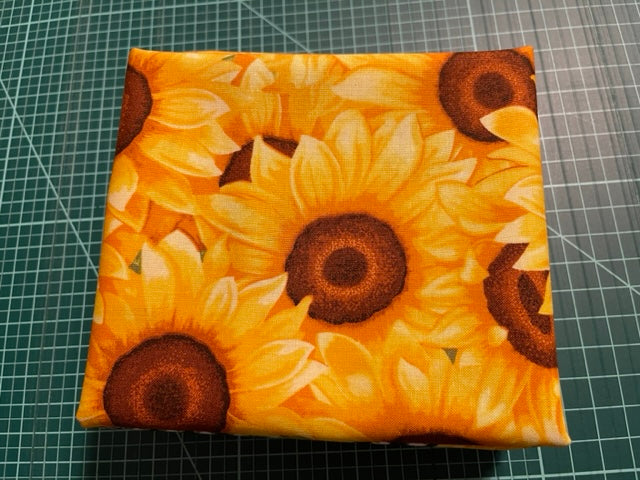 Sunny Sunflowers by Studio E Fabric Bundle, FQs Bundle Fabric, Honey Bee Cotton Fabric, Sunflower Panel, Sunflower Blocks, Bee Fabric
