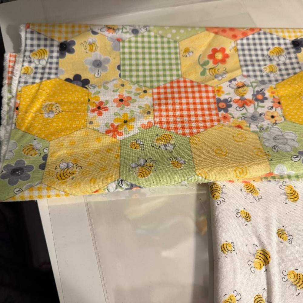 Multi Bee Honeycomb Cotton Fabric - Susybee Sweet Bees Cheater Fabric - SB20364-310