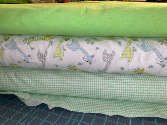 AE Nathan Fabric AE Nathan Comfy flannel giraffes with complements receiving blanket fabric, rag quilt flannel, quilt shop quality