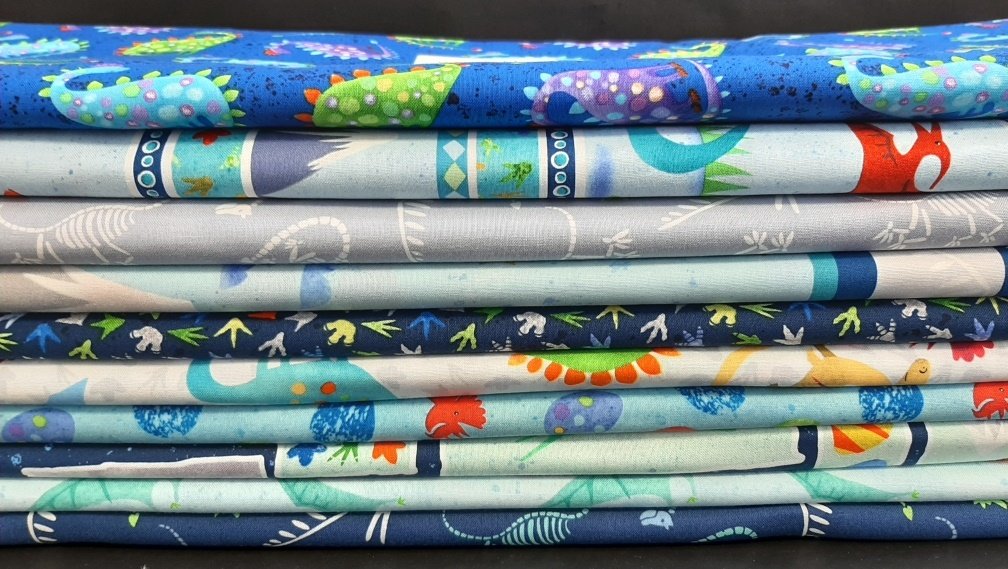 Henry Glass Dinosaur Kingdom FQ Fabric Bundle, Panel & 9 fabric cuts