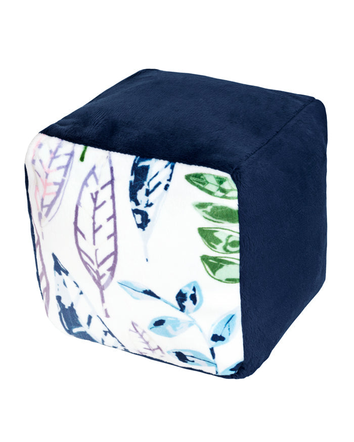 Angels Neverland Quilt Kit Beginner Box Cuddle® Kit Spring Leaves, Learn to Sew with Shannon Fabrics includes 6 beginner projects