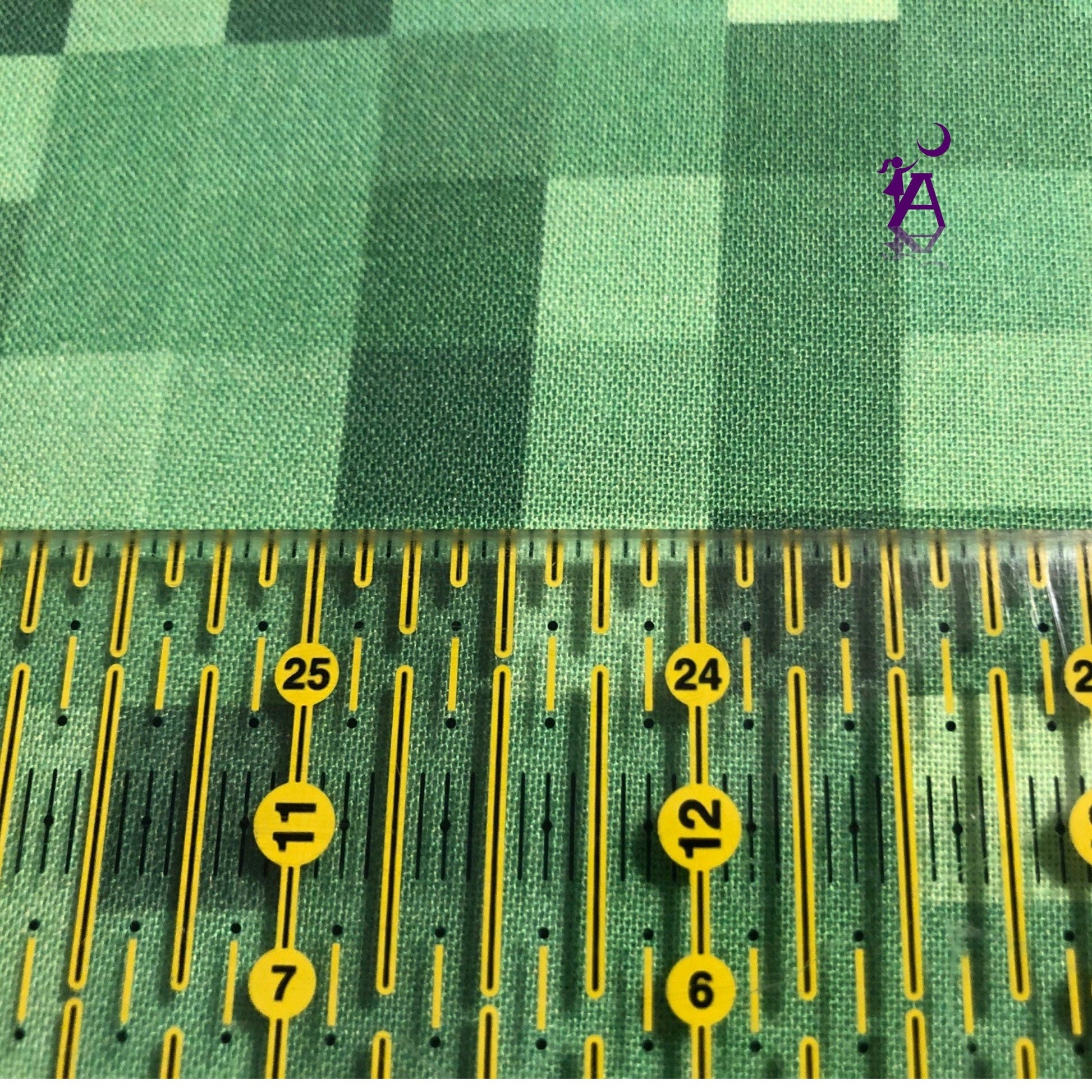 Springs Creative Fabric Minecraft Fabric, Mojang minecraft green pixel fabric, Minecraft Licensed cotton Fabric, Minecraft bitmap, Minecraft grass blocks fabric