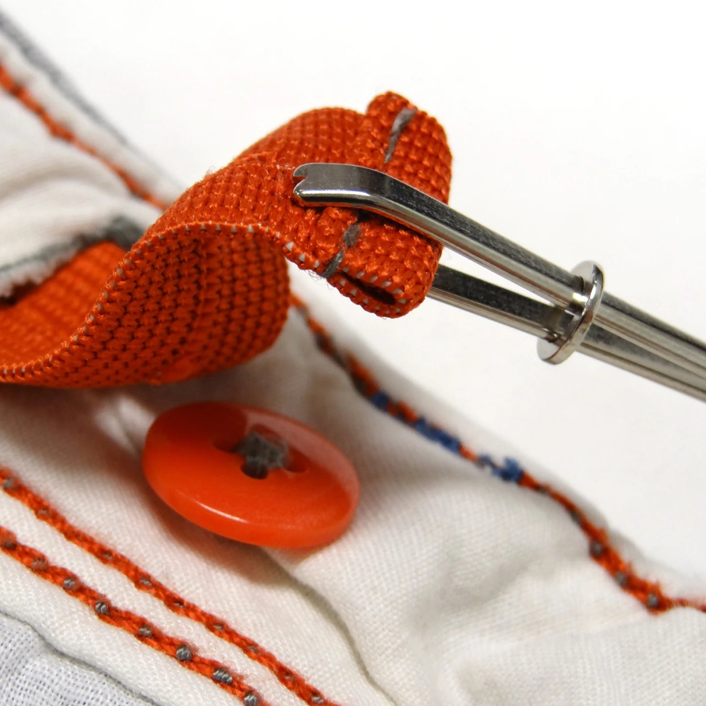 Ezy Pull Bodkin Tool for Elastic & Drawstrings