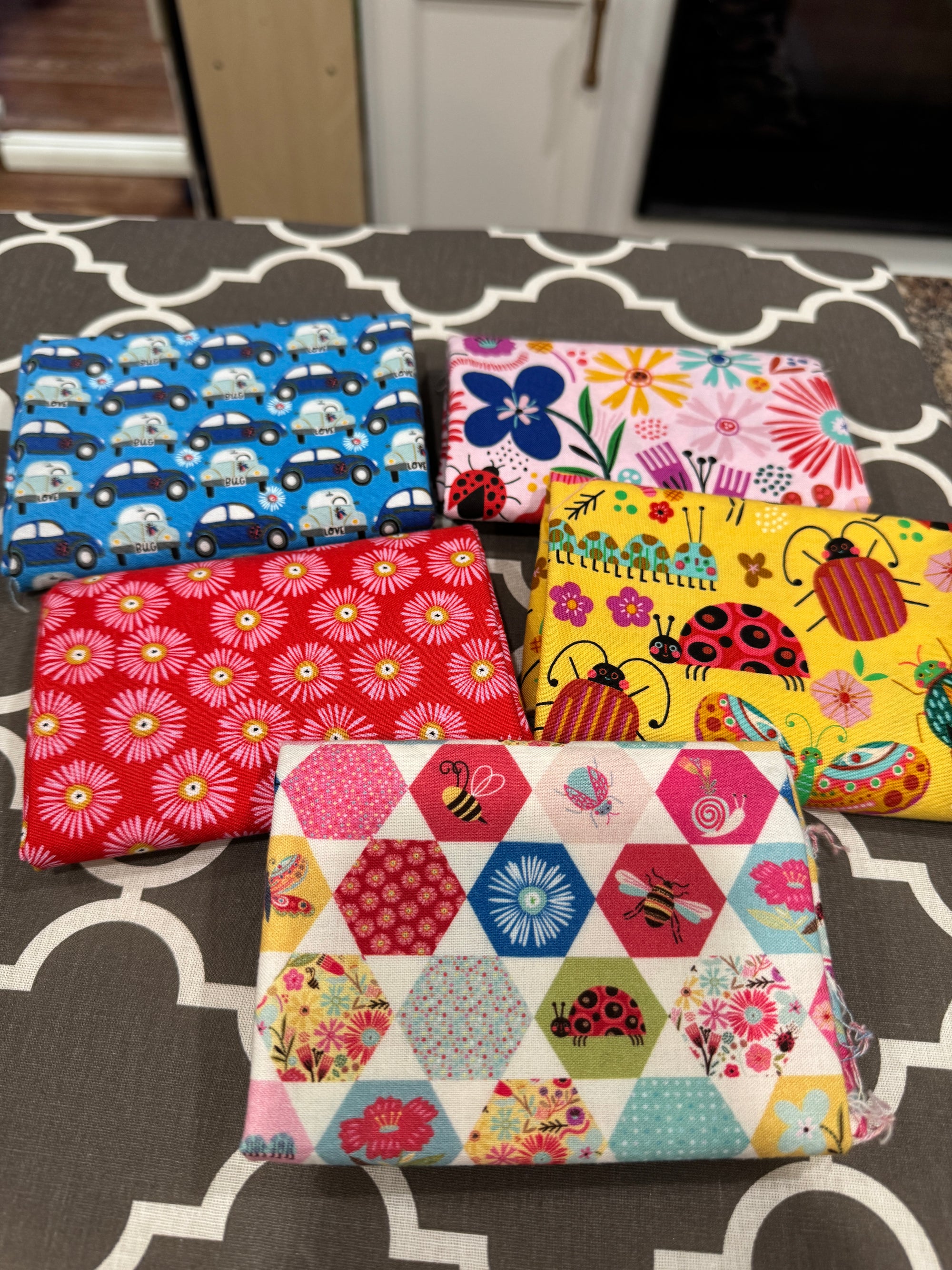 Hexi Love Bug - Hey Love Bug