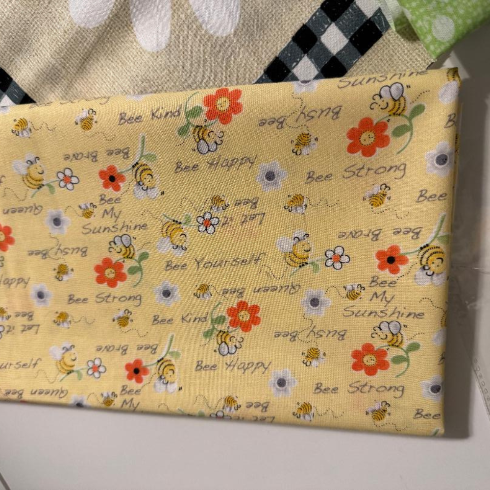 Yellow Bee Words Floral Cotton Fabric - Susybee Sweet Bees Collection - SB20362-310