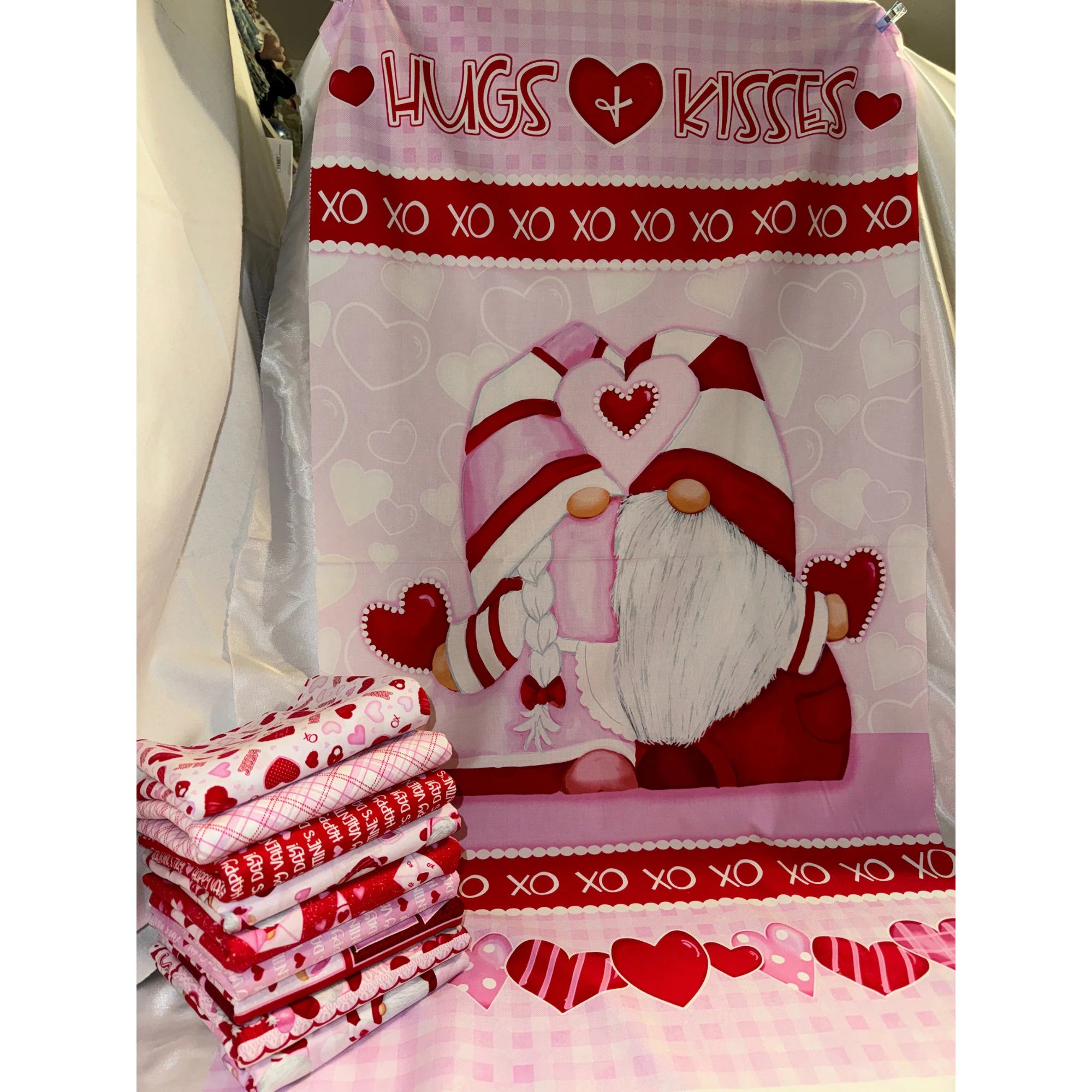 Gnomie Love Henry Glass Fabric bundle, Gnome Fabric Panel and 9 fabrics, Gnome Valentine's Day Fabric